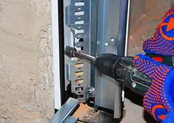 United Garage Doors Alpine, UT 801-820-2028 - installation-side